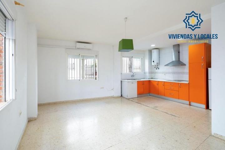 Apartamento en venta en Granada, Triunfo Jardin photo 0