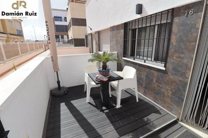 Adosada en venta en Guardamar del Segura, Los secanos photo 0