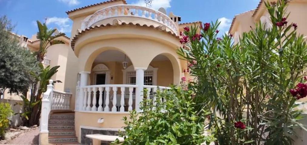 Chalet en venta en Rojales, Lo Pepin photo 0