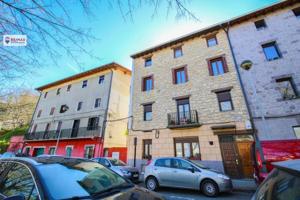 Local comercial en venta en Donostia-San Sebastián, Igara photo 0