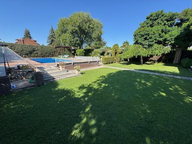 Chalet en venta en Humanes, CALLE UNICA, 19229 photo 0