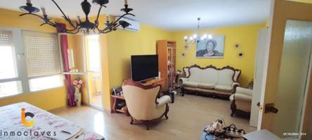 Piso en venta en Algeciras, Centro photo 0