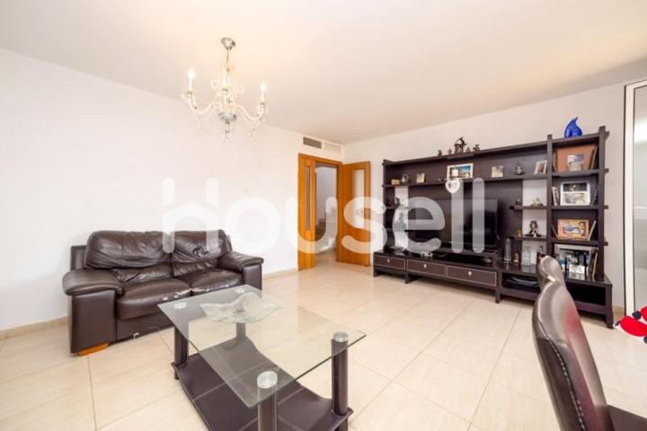 Piso en venta en Elda photo 0