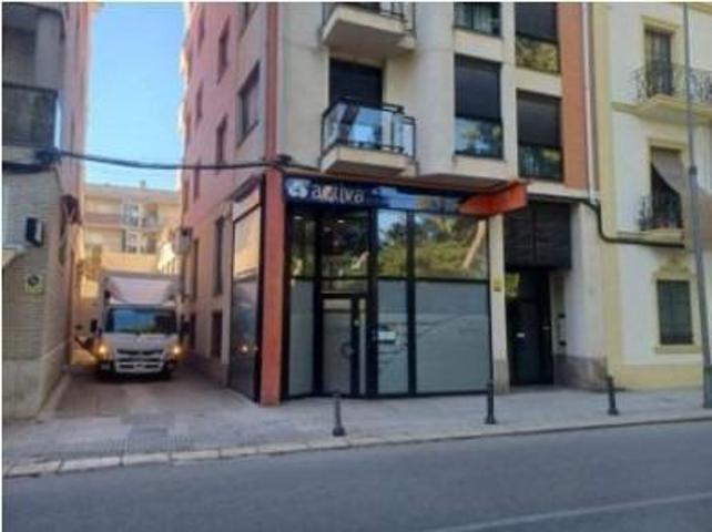 Local comercial en venta en Tortosa, Centre photo 0