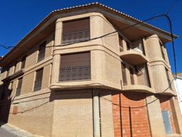 Edificio en venta en Benlloch, Benlloch photo 0