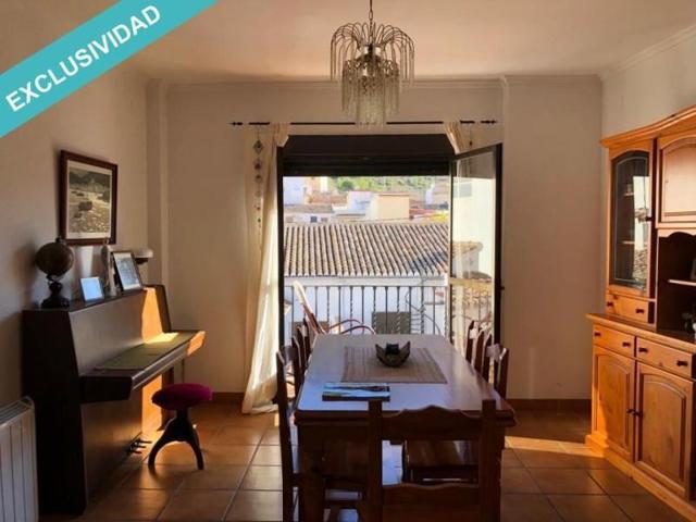 Casa en venta en Olocau photo 0