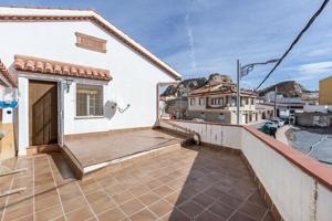 Chalet en venta en Benalúa, Benalúa photo 0