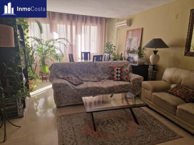 Piso en venta en La Línea de la Concepción, Centro photo 0