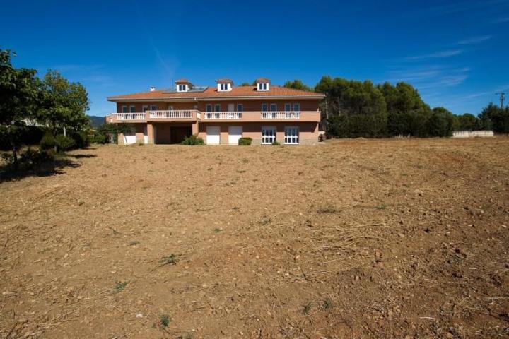 Terreno en venta en Barásoain photo 0