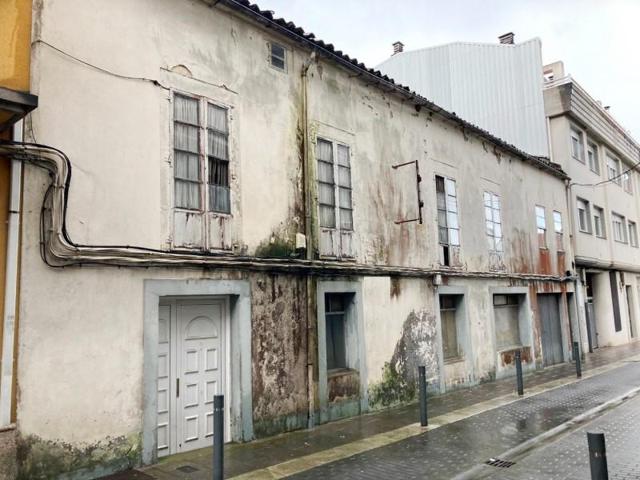 Casa en venta en Carballo, CENTRO photo 0