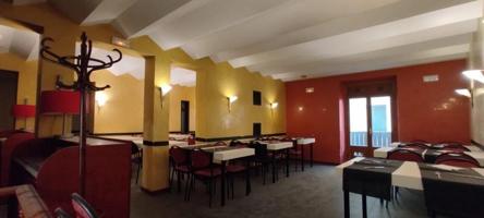 Local comercial en venta en Vilafranca del Penedès, *CENTRO photo 0