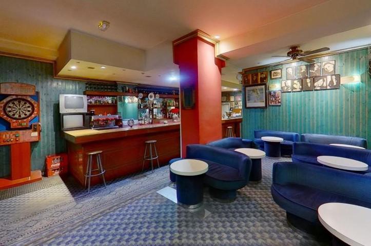 Local comercial en venta en Alcorcón, ALCORCÓN photo 0