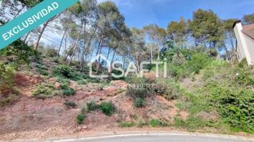 Terreno en venta en Molins de Rei photo 0