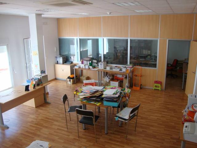 Local comercial en venta en Benifaió, Benifaio photo 0