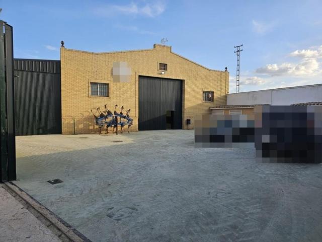 Nave industrial en venta en Marchena, Pago Vista Alegre photo 0