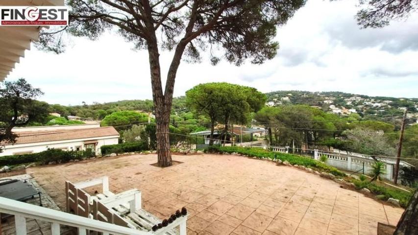 Casa en venta en Vidreres, Aiguaviva Parc photo 0