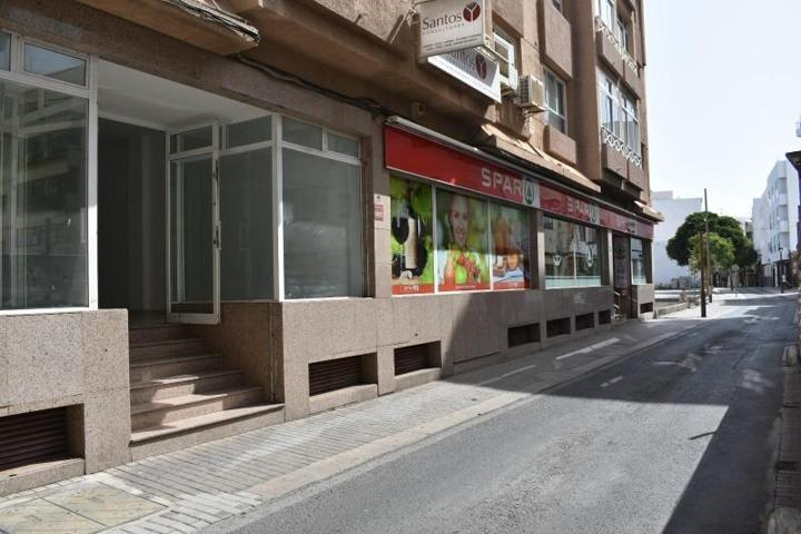 Local comercial en venta en Arrecife, Arrecife Centro photo 0