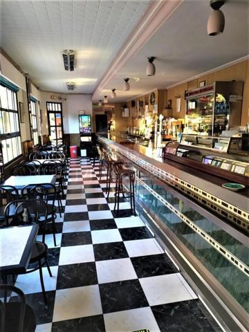 Local comercial en venta en Albacete, Feria photo 0