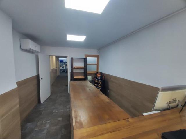 Local comercial en venta en Cáceres, AGUAS VIVAS photo 0