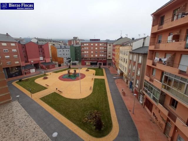 Piso en venta en Ponferrada, Centro photo 0