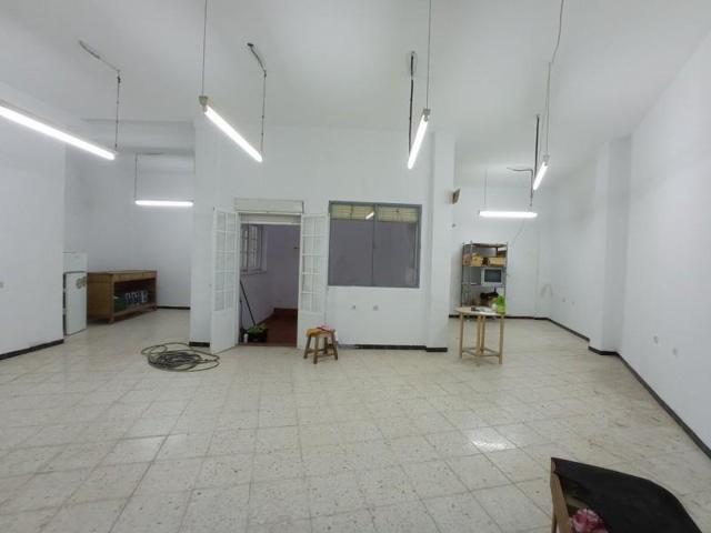 Local comercial en venta en Ubrique, AYUNTAMIENTO photo 0