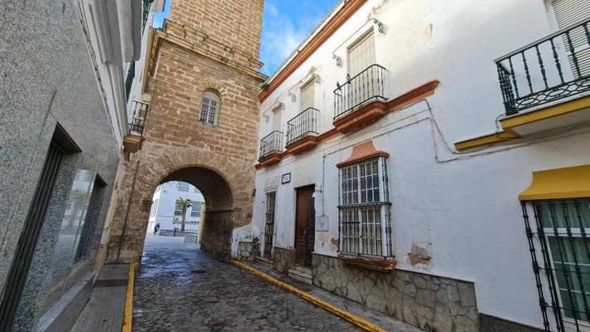 Chalet en venta en Chiclana de la Frontera, Centro urbano photo 0