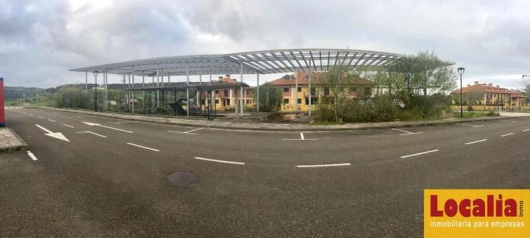 Local comercial en venta en Comillas photo 0