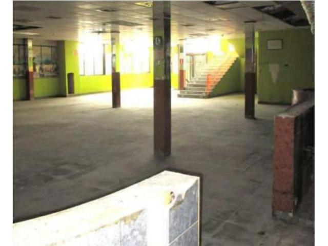 Nave industrial en venta en Bellvei photo 0