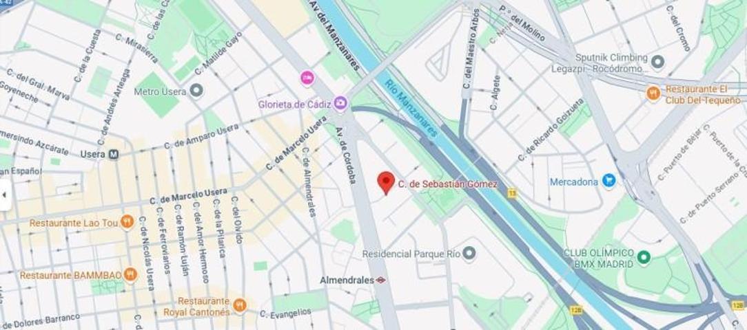 Piso en venta en Madrid, Calle de Sebastián Gómez, 28026 photo 0