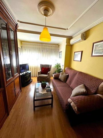 Piso en venta en Parla, Calle Lago Tiberíades, 28981 photo 0