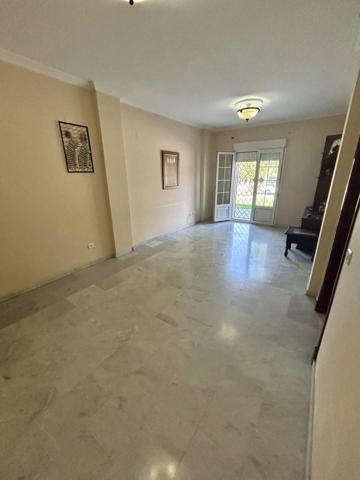 Piso en venta en Utrera, Consolacion photo 0