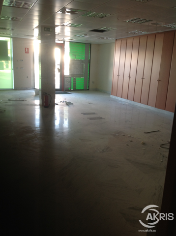 Local comercial en venta en Yuncos, Calle del Conde de Orgaz, 45210 photo 0