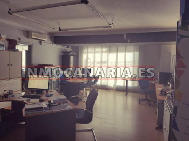 Local comercial en venta en San Bartolomé de Tirajana, C-. Alejandro Del Castillo photo 0