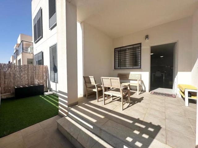 Apartamento en venta en Torrevieja, Sector 25 photo 0