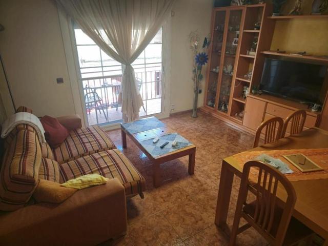 Piso en venta en Vilanova i la Geltrú, Barri De Mar photo 0