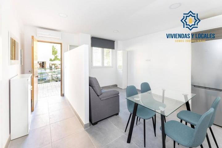 Apartamento en venta en Granada, Granada photo 0