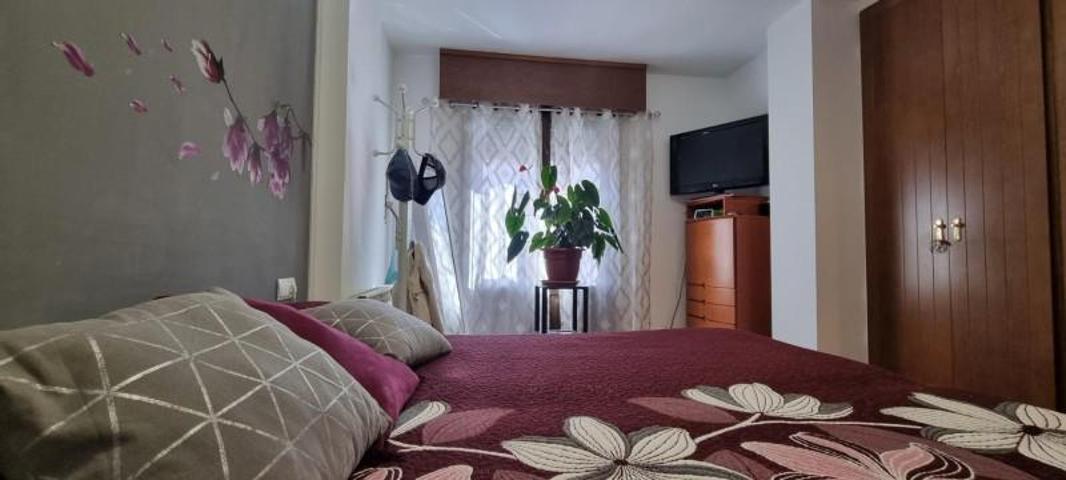 Adosada en venta en Sojuela, Campo de golf photo 0