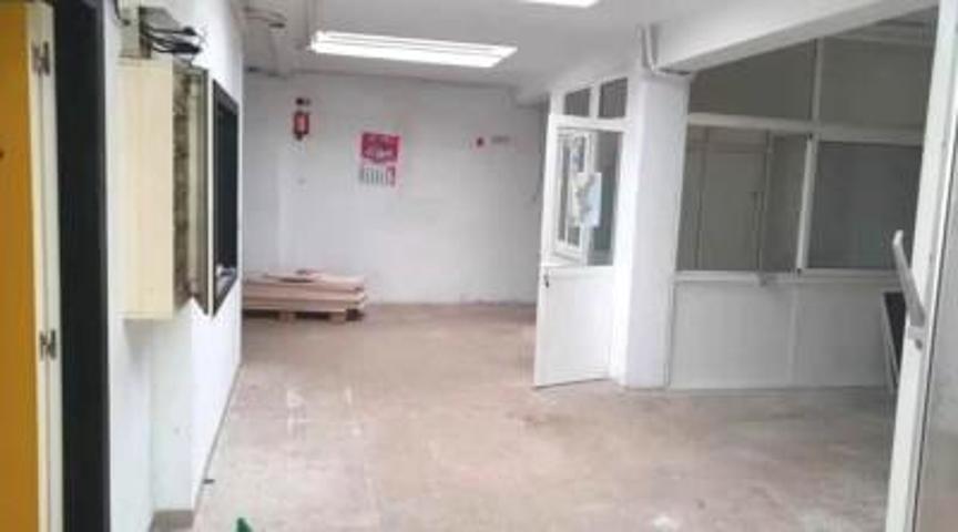 Local comercial en venta en Gandia, Gandia photo 0