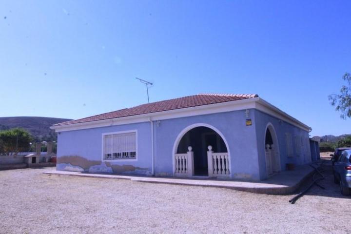 Casa con terreno en venta en La Romana, CUEVAS DE SAN ANTON photo 0