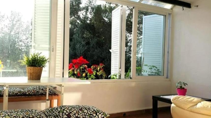 Adosada en venta en Estepona, Estepona photo 0