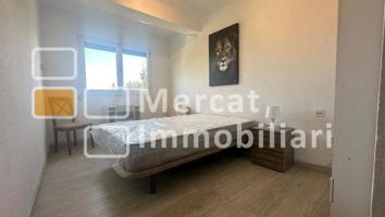 Piso en venta en Barcelona, Nou Barris - Verdum photo 0
