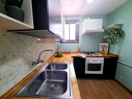 Adosada en venta en Castellví de Rosanes, Poble photo 0