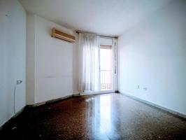 Piso en venta en Terrassa, Torrent d en Pere Parres photo 0