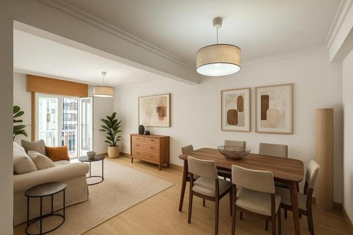 Piso en venta en Vigo, Teis photo 0