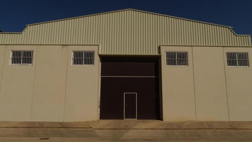 Nave industrial en venta en Torrebaja, Rincón de Ademuz photo 0