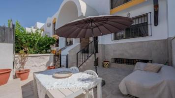 Adosada en venta en Ayamonte, Ayamonte Pueblo photo 0