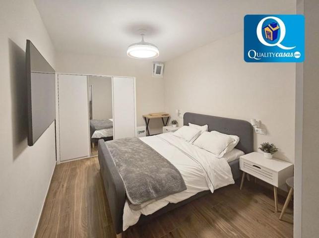 Apartamento en venta en Alicante, Centro - Santa Cruz photo 0