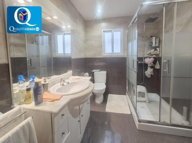 Apartamento en venta en Alicante, Altozano photo 0
