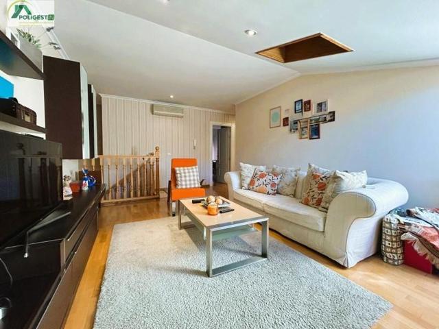 Duplex en venta en Ponferrada, Alta photo 0