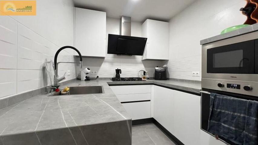 Planta baja en venta en Cádiz, Centro photo 0